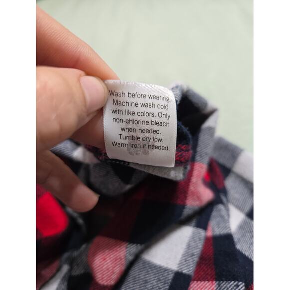 Croft and barrow small men's plaid long sleeve flannel button up shirt - Picture 7 of 9